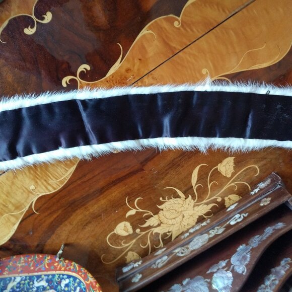 Beautiful White/Ivory Real Fur Collar - Picture 5 of 5